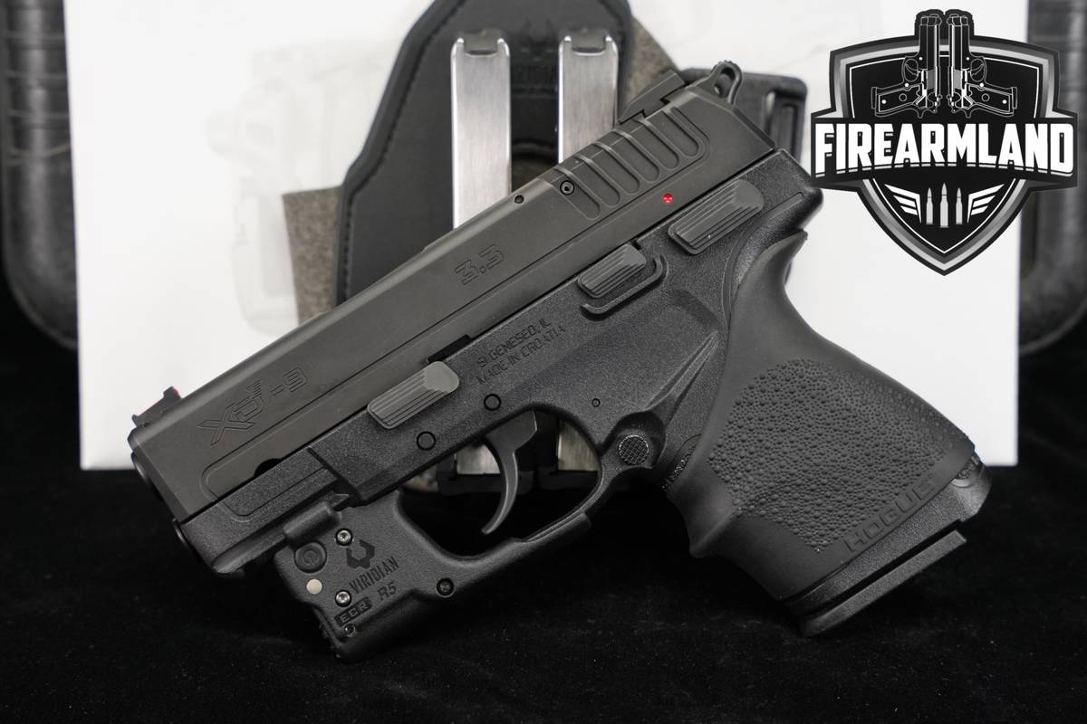 Springfield Armory XD-E 3.3 9mm XDE +3 MAGS, ORIG CASE, HOLSTER, LASER