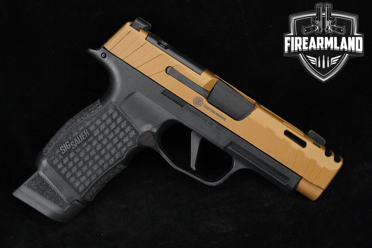 Sig Sauer P365 Snakebite Spectre Comp 9mm Sig-Sauer P365 P365XL +ORIG CASE