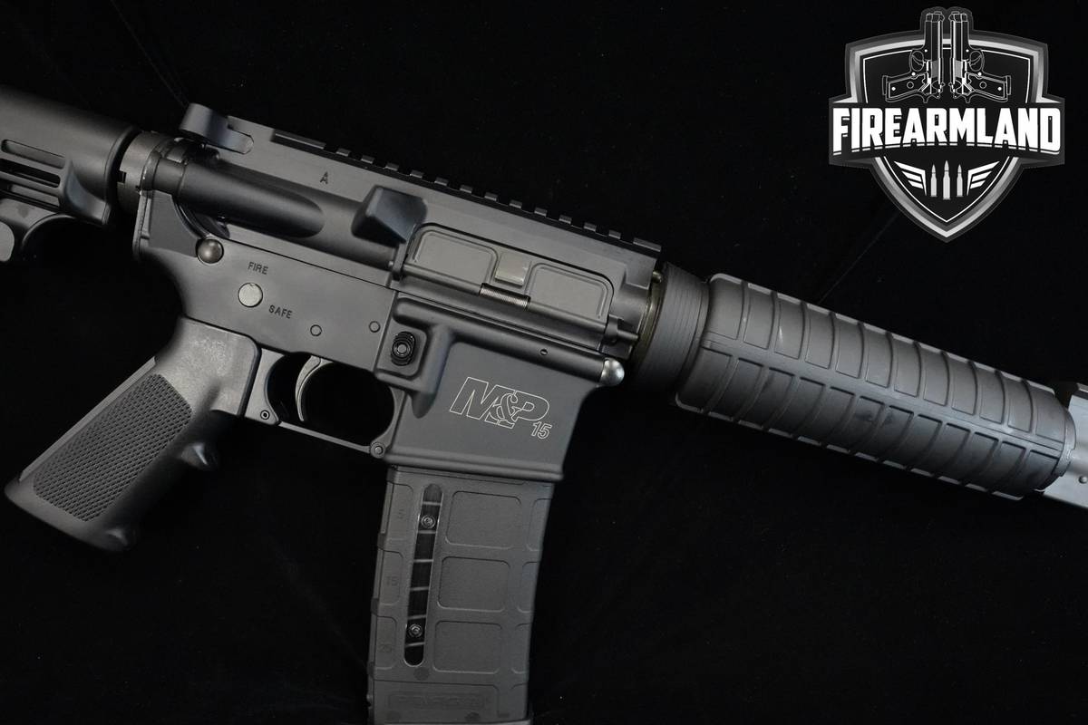 Smith & Wesson (S&W) M&P-15 5.56 NATO AR-15 AR15 AR 16" S&W-M&P-15 ORIG BOX
