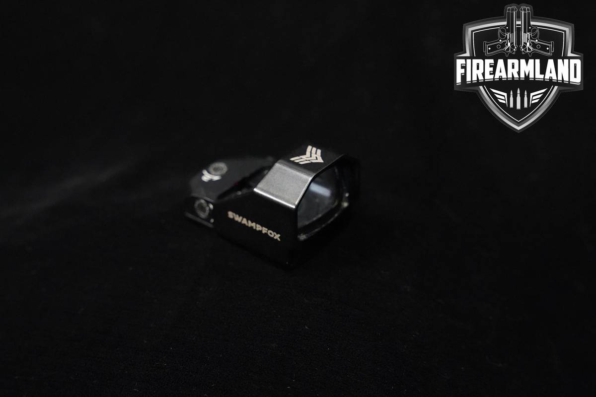 Swampfox Optics Liberty 1x22 Red 3-MOA Dot Reticle Swampfox Liberty