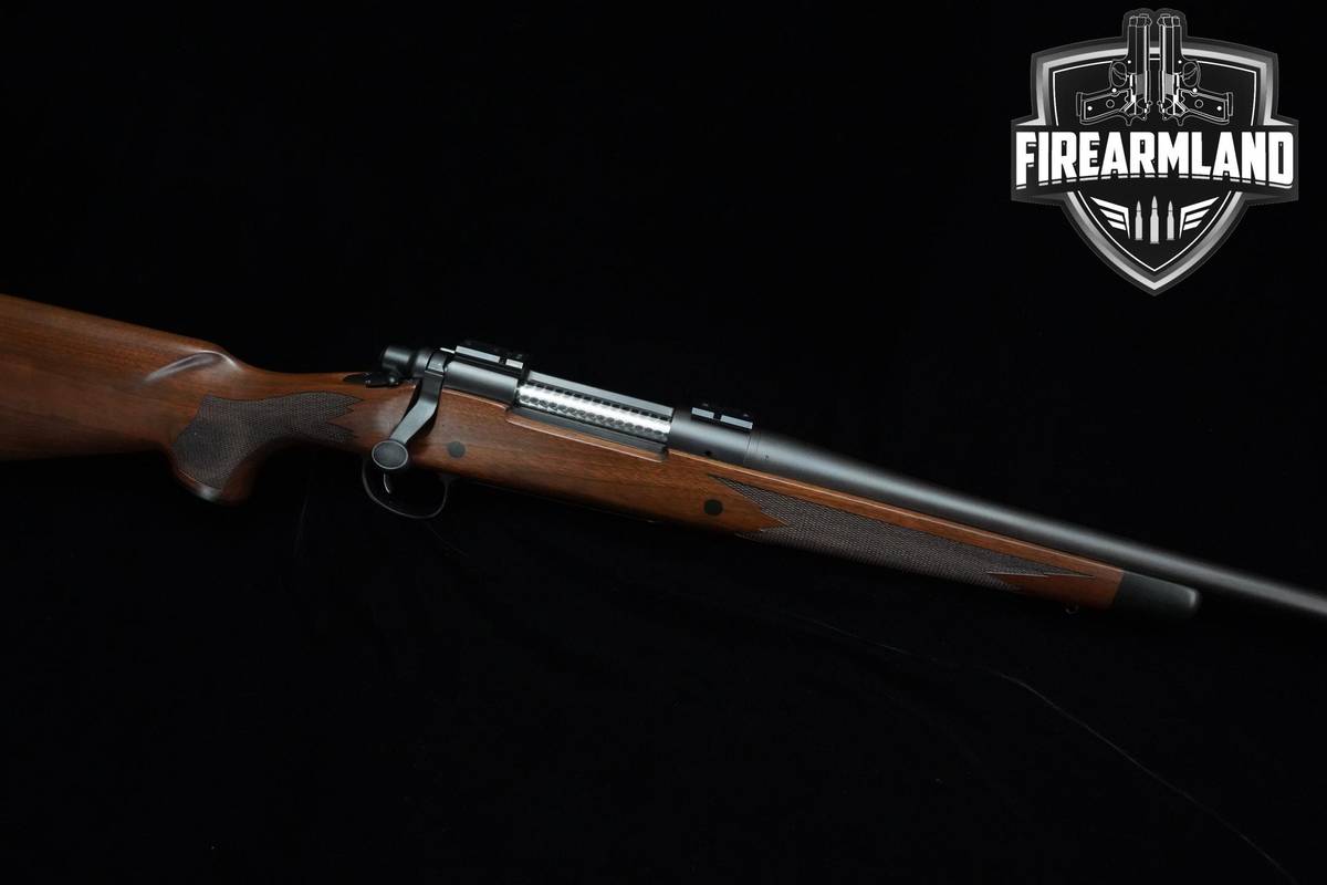 Remington Model 700 CDL CLASSIC DELUXE 7mm Rem Magnum 26" Remington 700