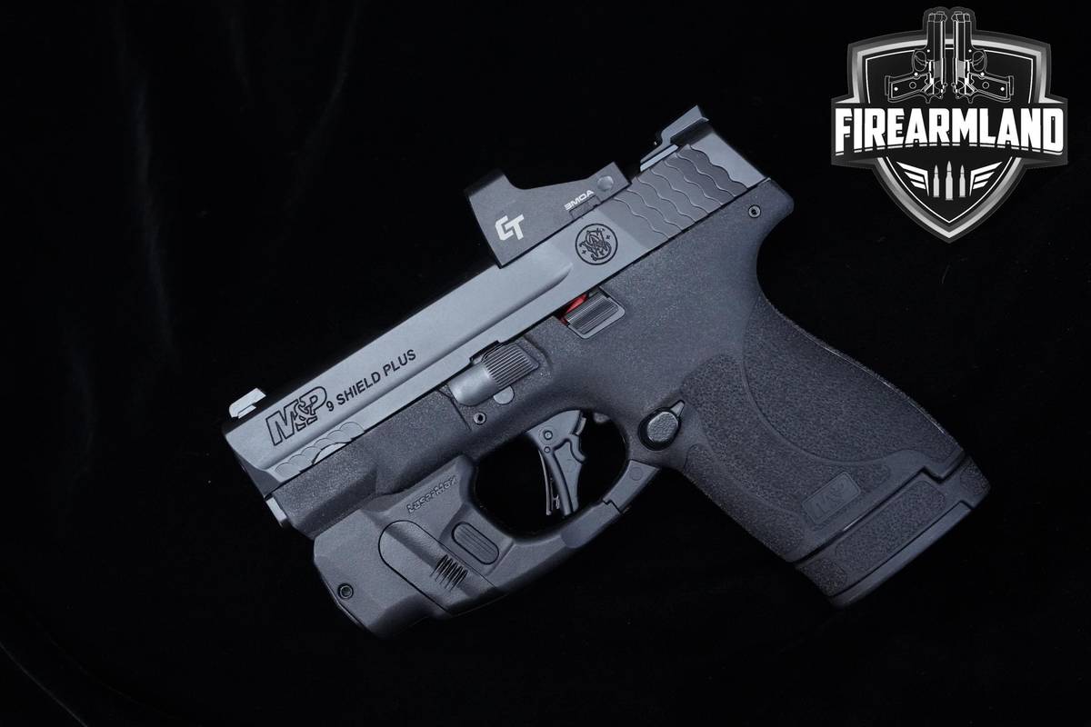 Smith & Wesson (S&W) M&P9 Shield Plus 9mm 3.1" S&W-M&P9 M&P-9 3MAGS & OPTIC
