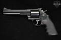Smith & Wesson (S&W) Model 29-5 Classic Hunter .44 Rem Magnum Blued in Very Good Condition Image 4