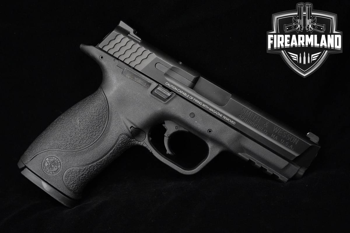 Smith & Wesson (S&W) M&P 40 M1.0 Full Size 40 S&W M&P40 +2 MAGS
