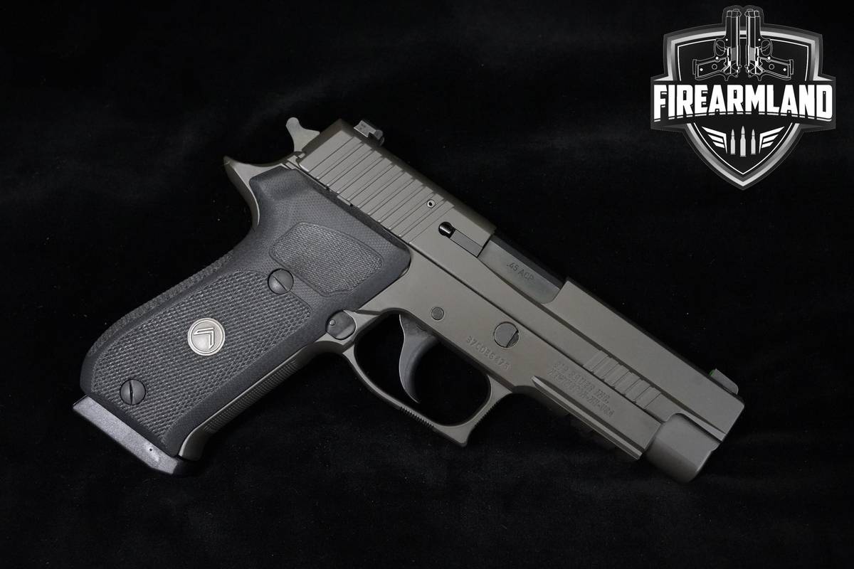 Sig Sauer P220 Legion 45 ACP Legion Gray Sig-Sauer P220 +5 MAGS & ORIG CASE