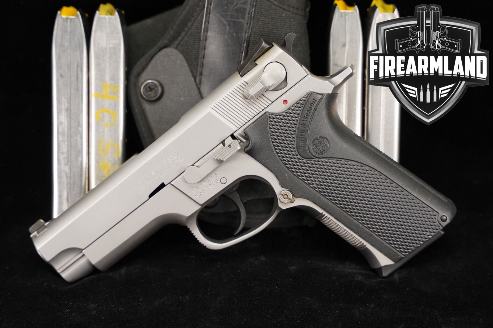 Smith & Wesson Model 4043 Police Third Generation .40 S&W 4