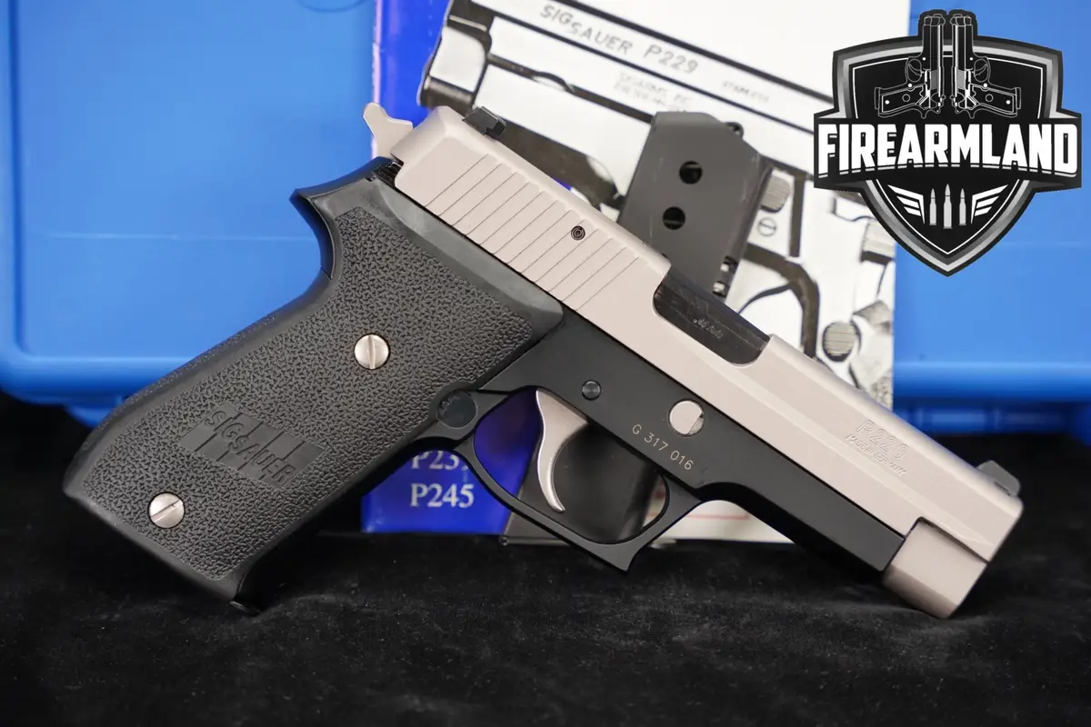 2004 Sig Sauer P220 Two-Tone 45 ACP 4.4" P 220 +2 MAGS & ORIG CASE