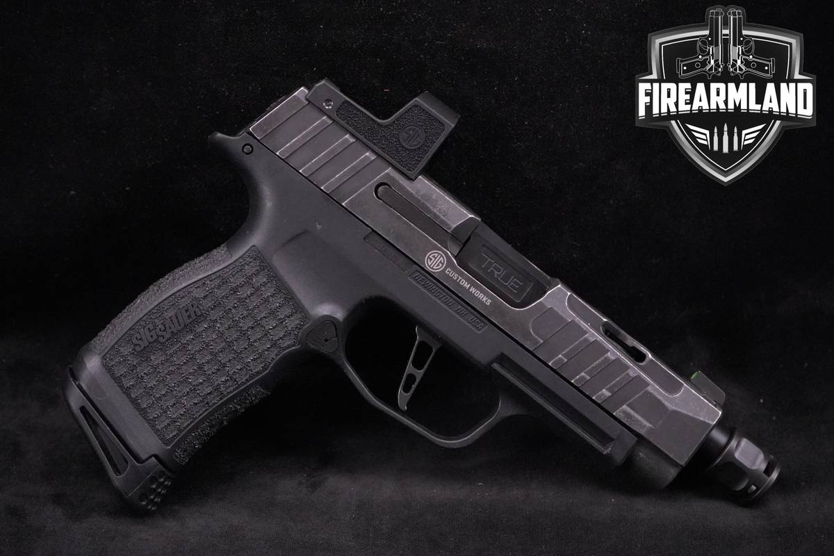 Sig Sauer P365XL Spectre 9mm 3.7" P365 XL X Series 4MAGS, ORIG CASE & OPTIC