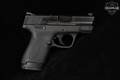 Smith & Wesson (S&W) M&P 40 Shield M2.0, No Thumb Safety .40 S&W Black in Excellent Condition Image 3