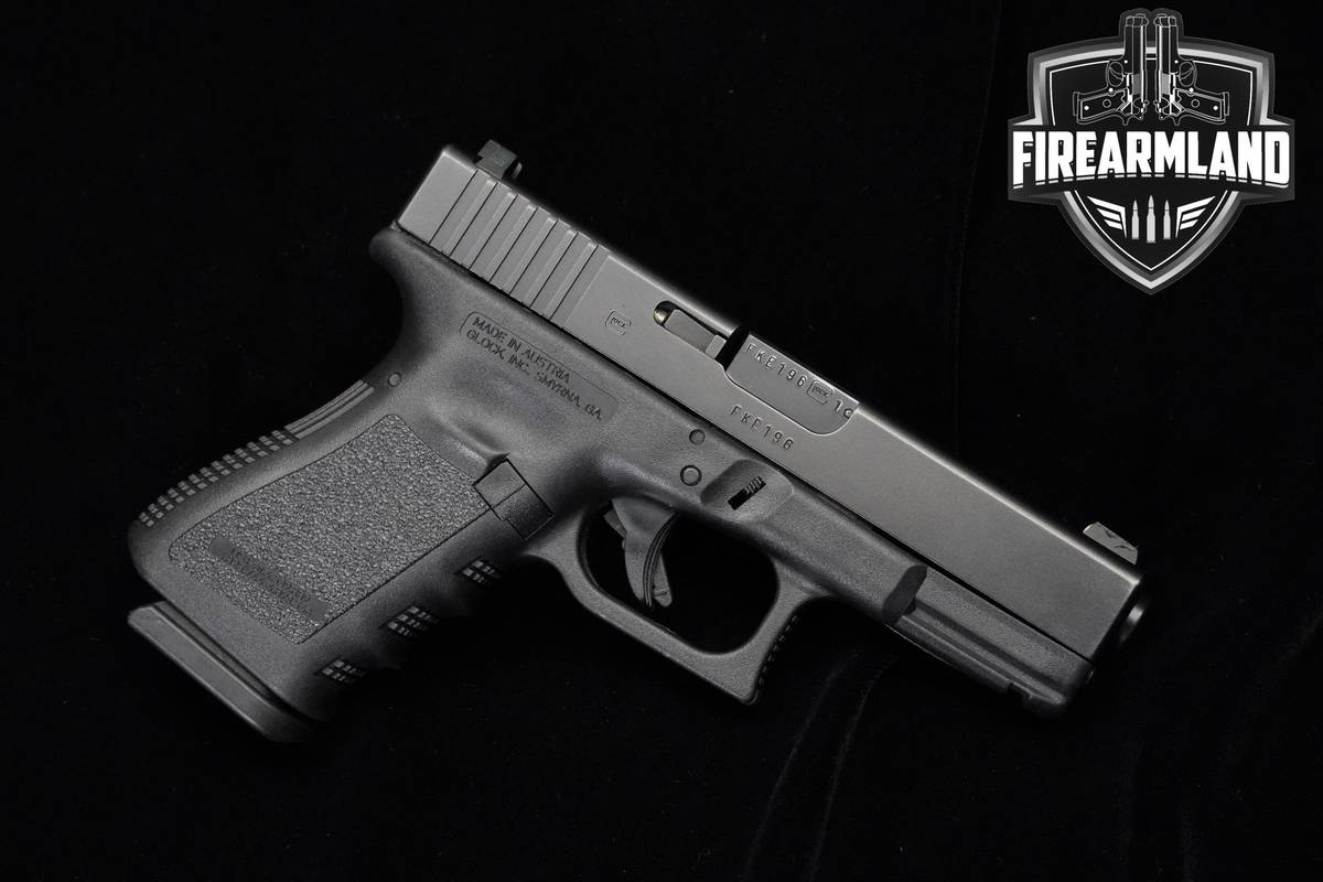 Glock 19 Gen3 9mm 4.02" Tenifer Glock G19 Gen-3 2 MAGS, ORIG CASE & HOLSTER
