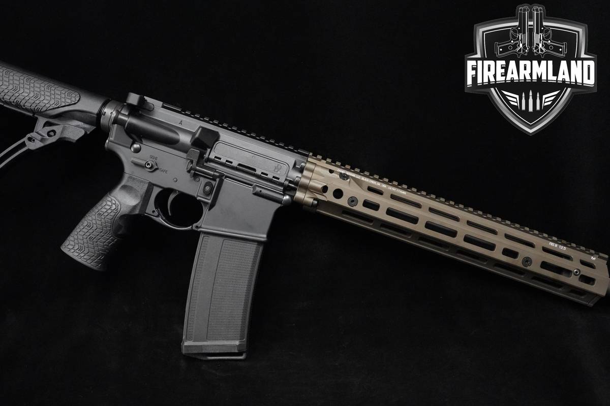 LIKE-NEW Daniel Defense M4A1 RIS III AR-15 AR15 AR 16" DD M4A1-RIS-III