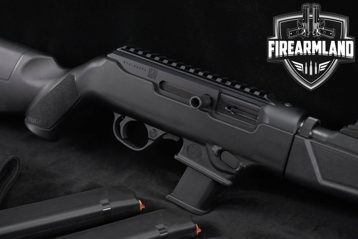 Ruger PC Carbine 9mm 16" THREADED TAKEDOWN +4 MAGS, CRIMSON TRACE LIGHT