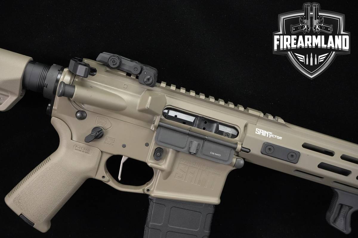 Springfield Armory SAINT Victor Rifle 5.56 NATO AR-15 AR15 16" FDE +3 MAGS