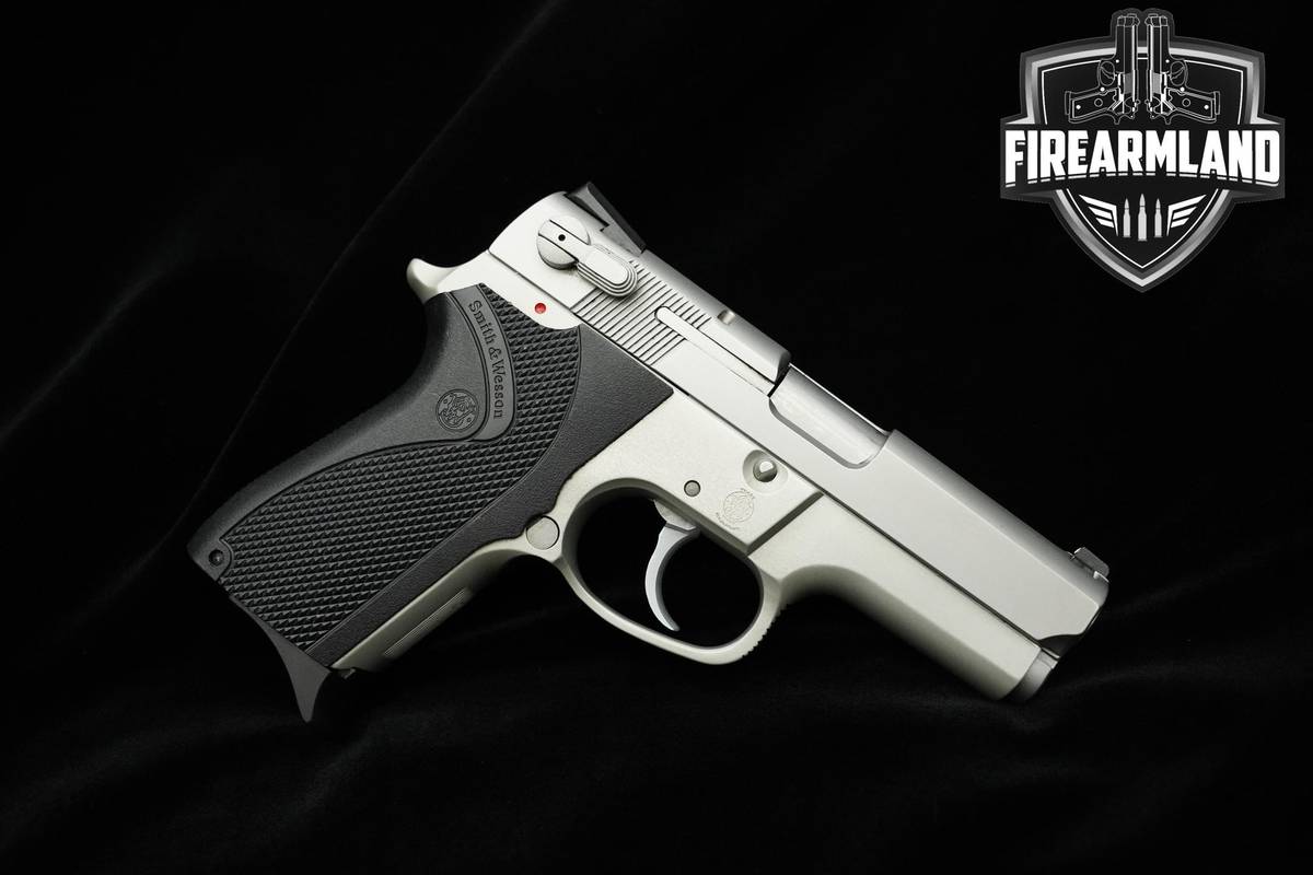1991 Smith & Wesson (S&W) Model 6906 9mm 3.5" Stainless 6906 S&W +ORIG BOX