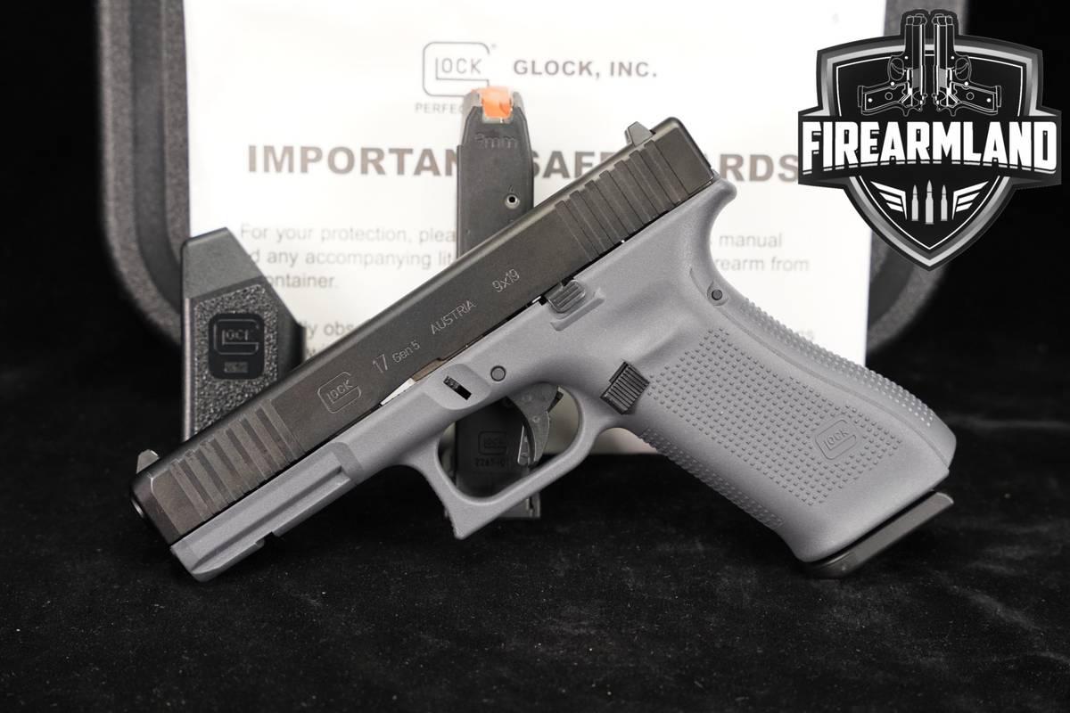 Glock 17 Gen5 G17 Gen 5 9mm 4.49 +2 MAGS & ORIG CASE