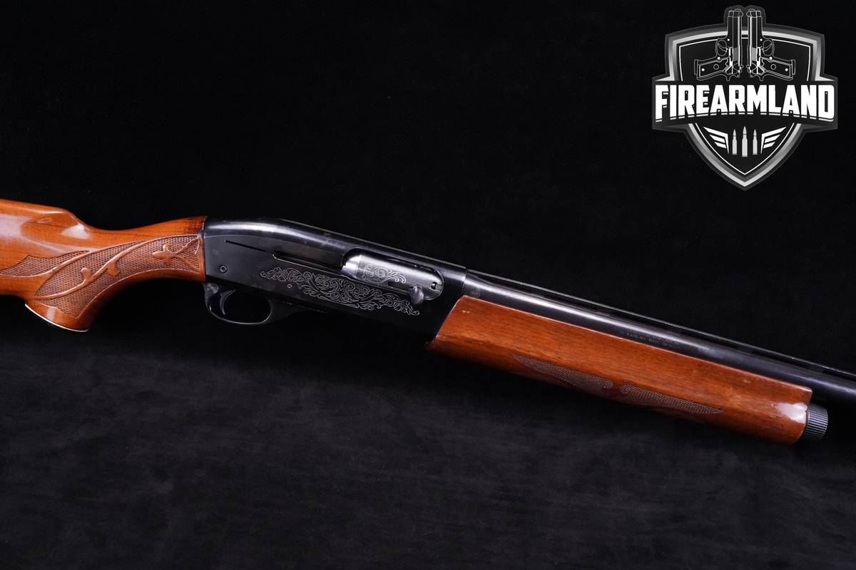 VINTAGE 1981 Remington Model 1100 Field Grade 12-Gauge 30" Blued & Walnut