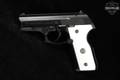 P. Beretta Mod. 8000 Cougar D 9mm Luger Black in Good Condition Image 4