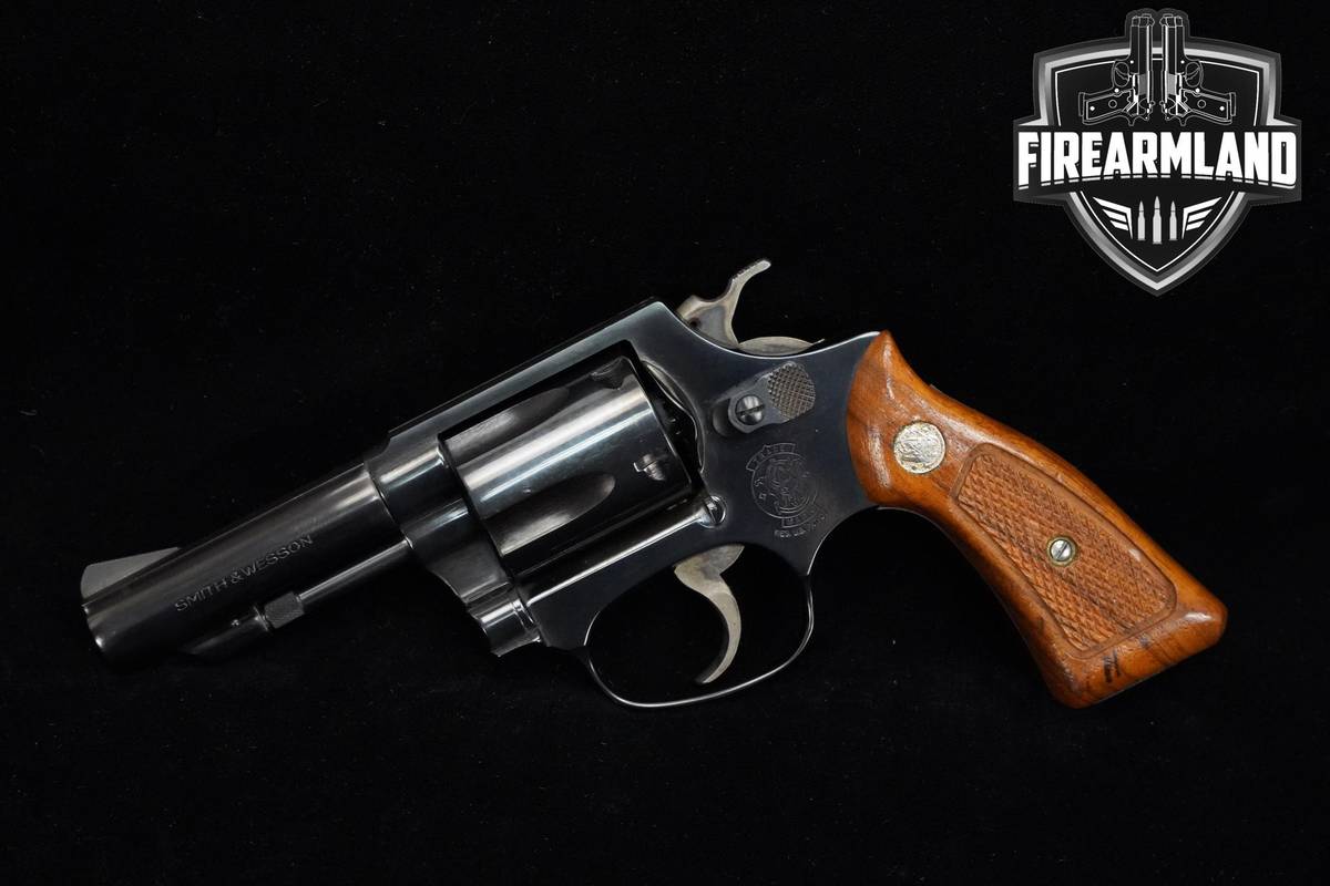 Smith & Wesson (S&W) Model 36-1 Chiefs Special 38 Special 3" Blued S&W 36-1