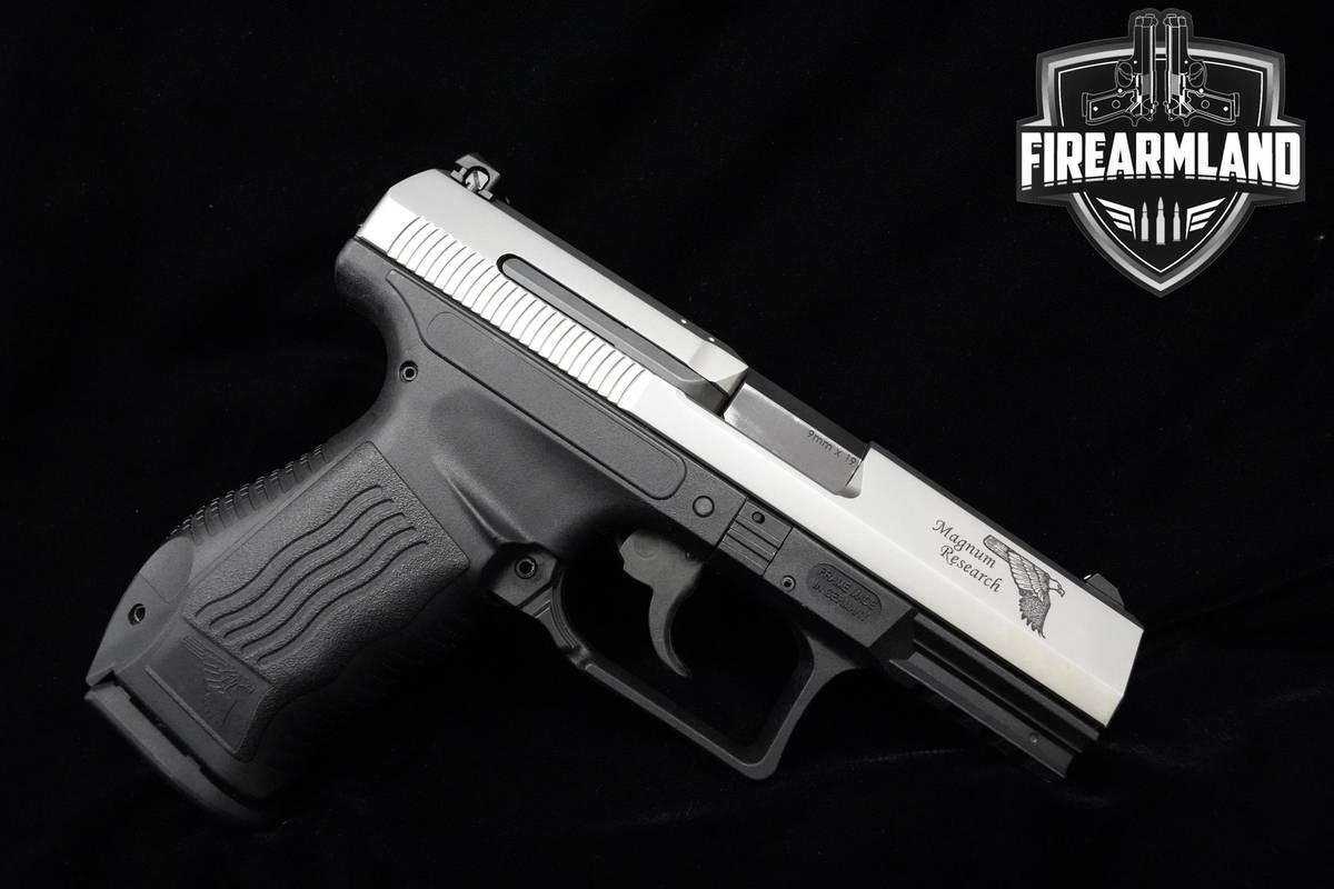 Magnum Research MR9 Eagle 9mm Stainless Steel MR9 P99 +2 MAGS & ORIG CASE
