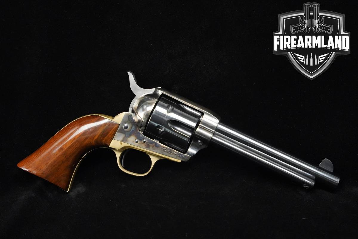 A Uberti Model 1873 Single Action Army 45 Colt Uberti SAA M1873 Cattleman