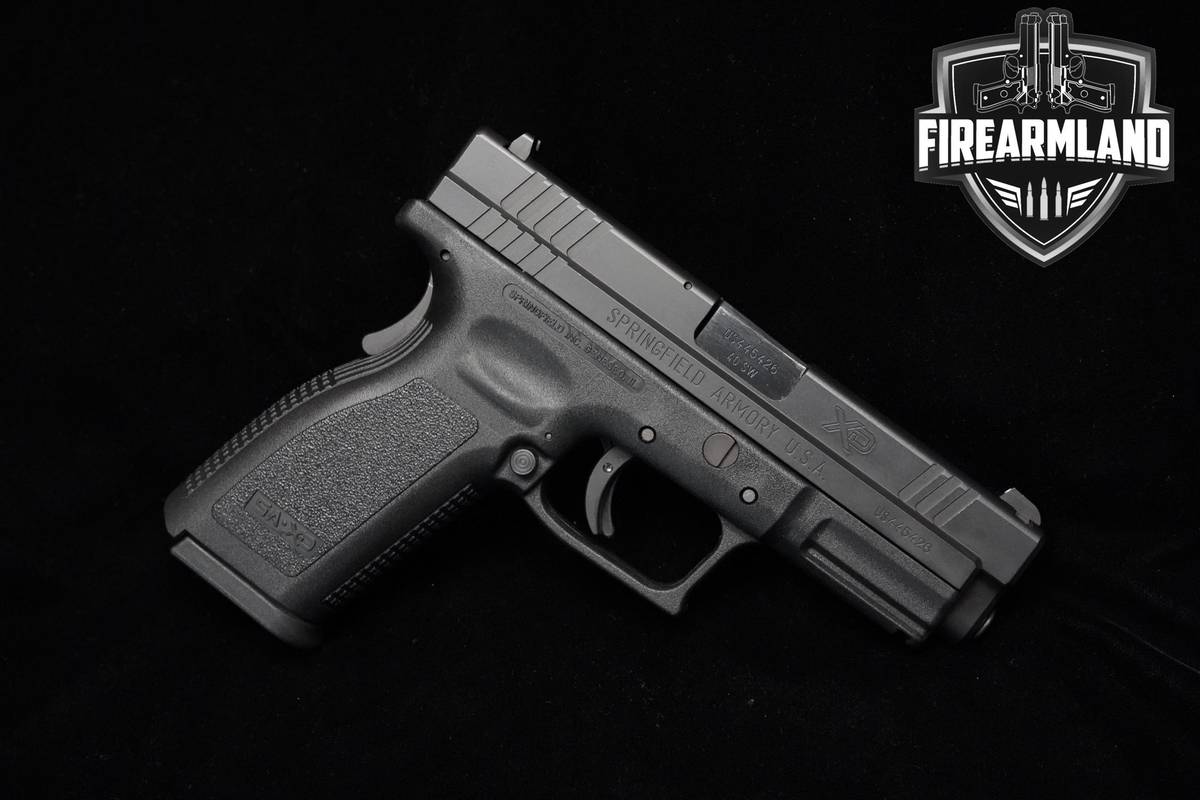 Springfield Armory XD-40 40 S&W 3.8" Springfield XD-40 2MAGS & ORIG CASE