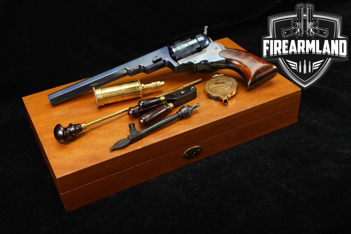 A Uberti Paterson No 5 Texas Holster Model 36 Black Powder +DISPLAY CASE