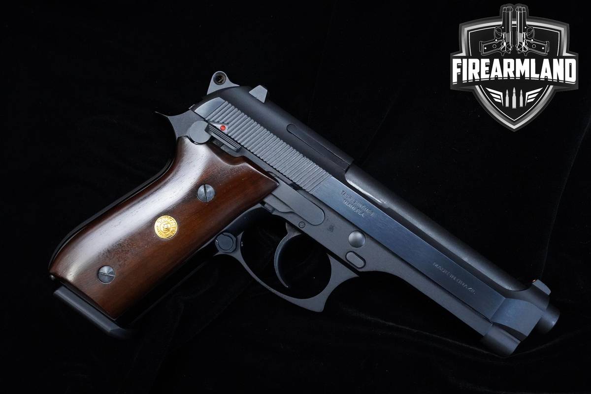 Taurus PT 92 AF 9mm Blued Taurus PT92 Similar to Beretta 92 +4 MAGS