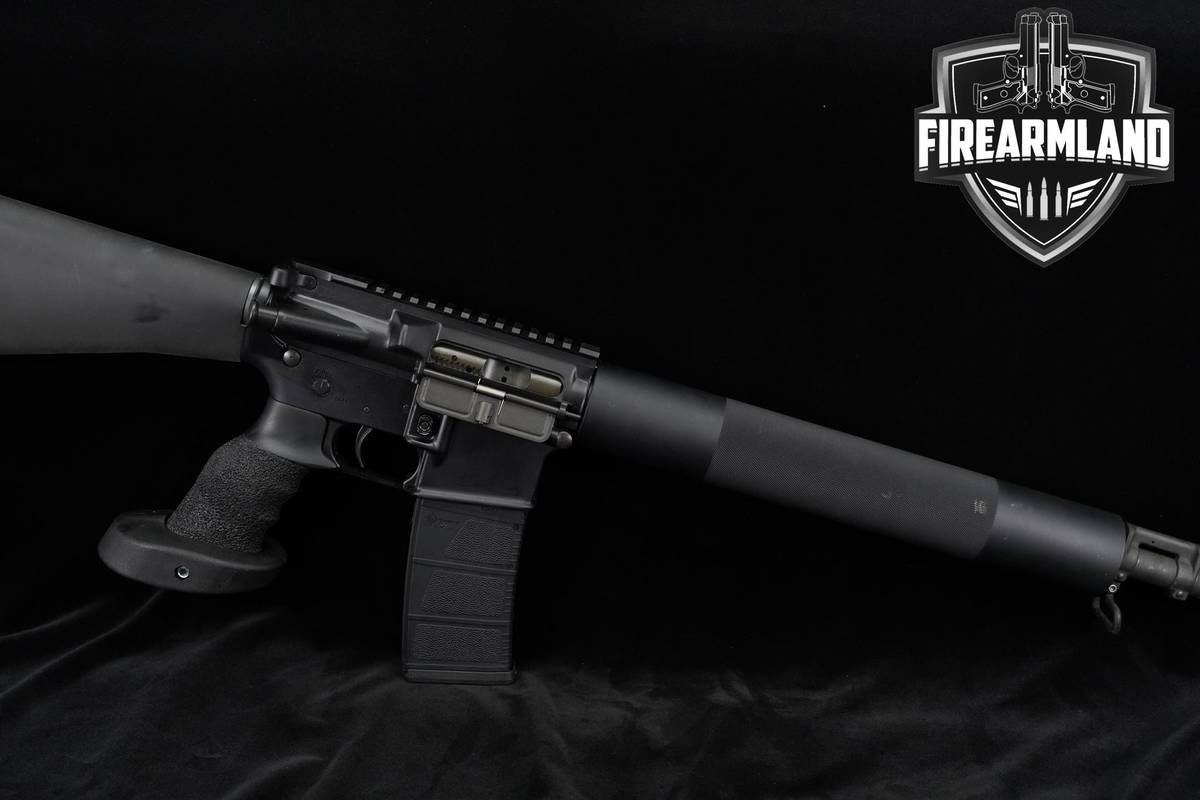 Bushmaster XM15-E2S Varminter 5.56mm NATO (.223 Rem.) AR-15 AR15 24"