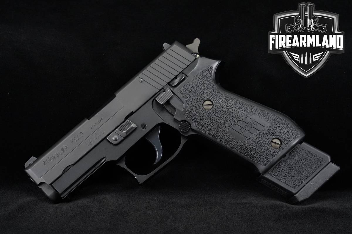 Sig Sauer P220 Carry 45-ACP 3.9" Nitron P-220 +5 MAGS