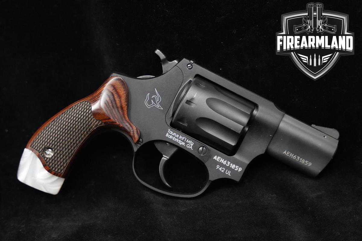 Taurus Model 942UL Ultra-Lite 22LR Taurus Brazil 942UL 942-UL DA/SA