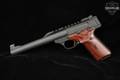 2020 Browning Buck Mark Hunter .22 LR Black in Very Good Condition Image 4