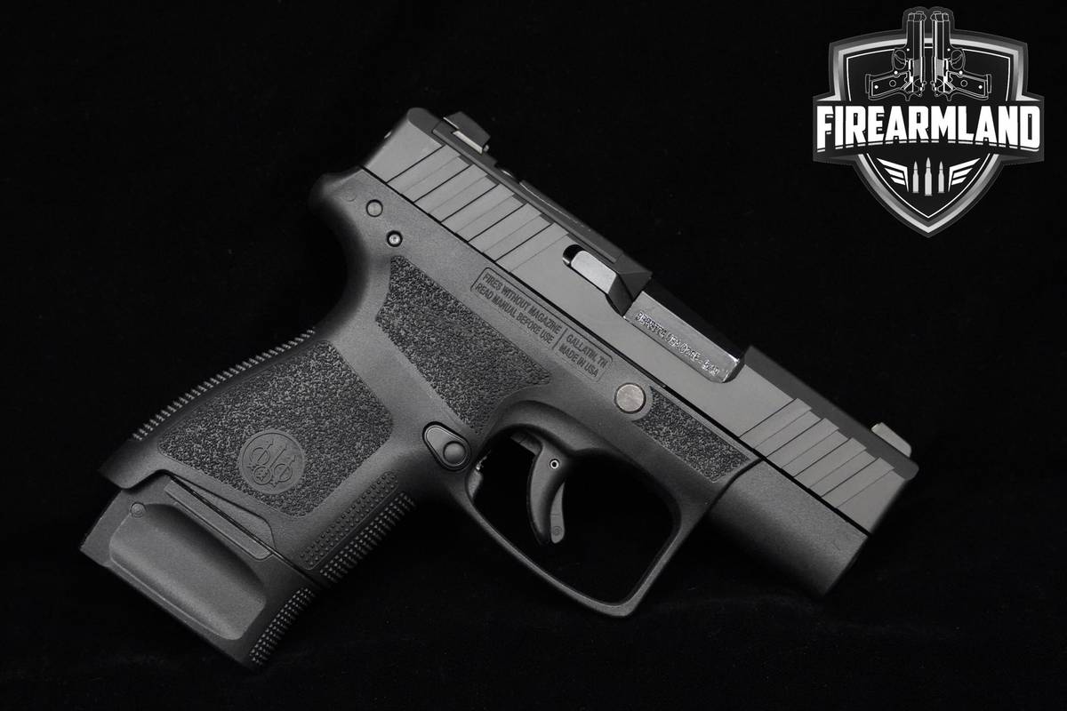 Beretta APX A1 Carry 9mm 3.1" Beretta APXA1 +6 MAGS CCW