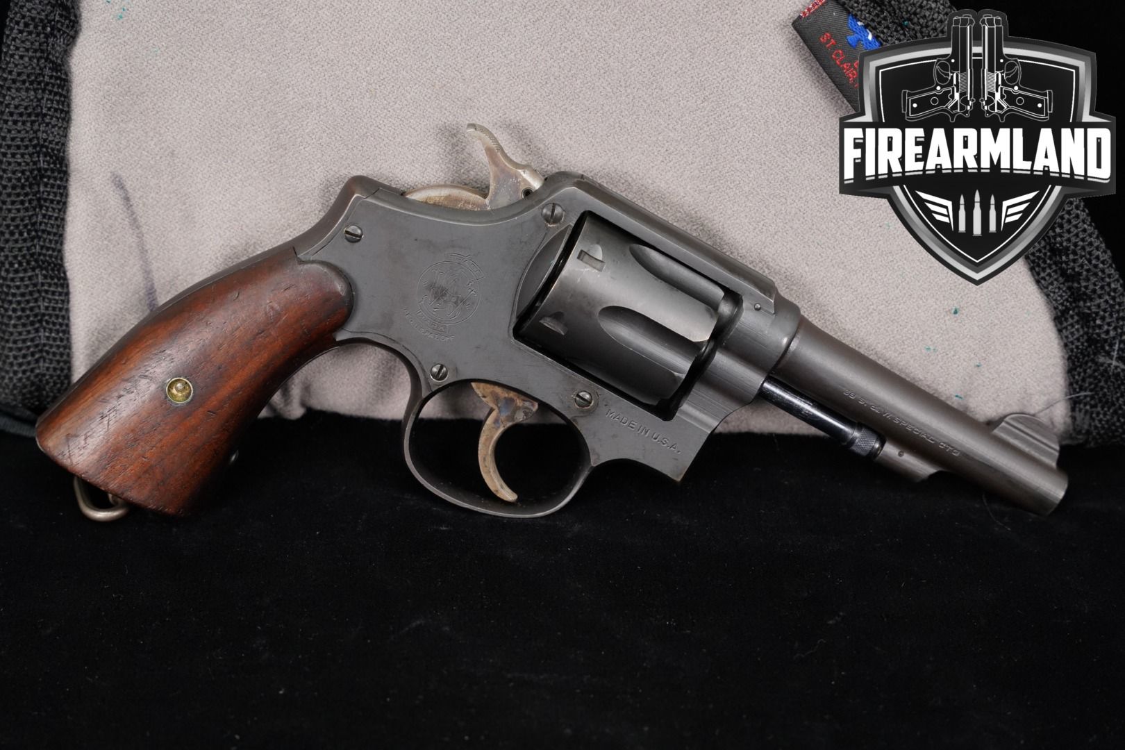 【アンティーク・希少】SMITH&WESSN CAL-38 Vintage 1943 Smith & Wesson Victory Model .38 Special 4