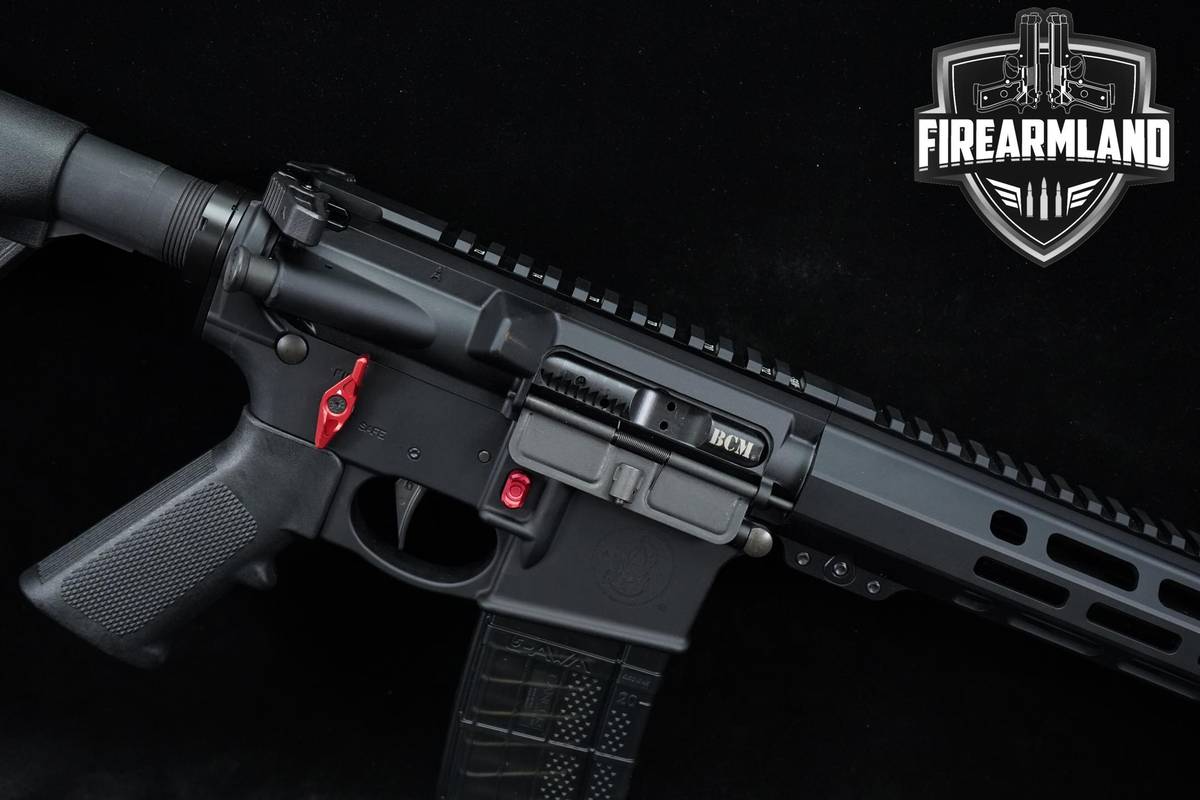 Smith & Wesson S&W M&P-15 5.56 NATO AR15 16" MP15 AR Rifle +2 MAGS