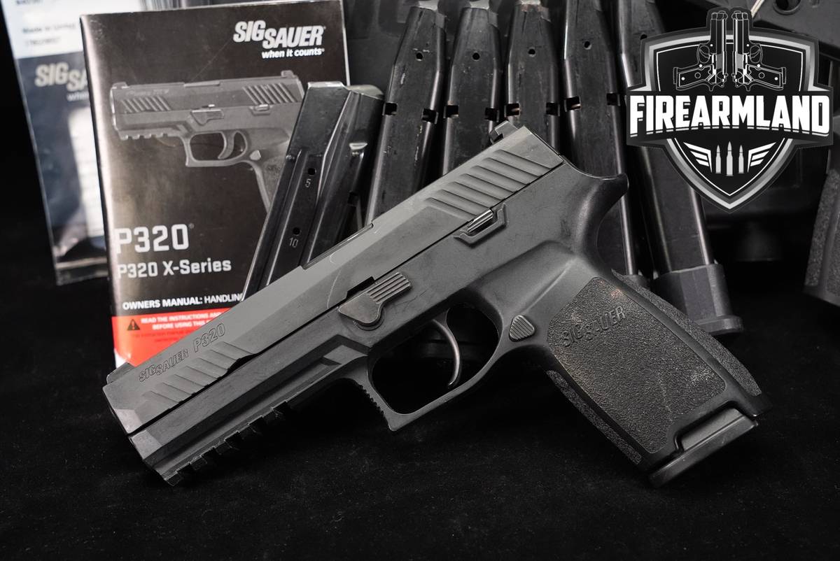 Sig Sauer P320 Full-Size 9mm 4.7" P-320 +7 MAGS & ORIG CASE