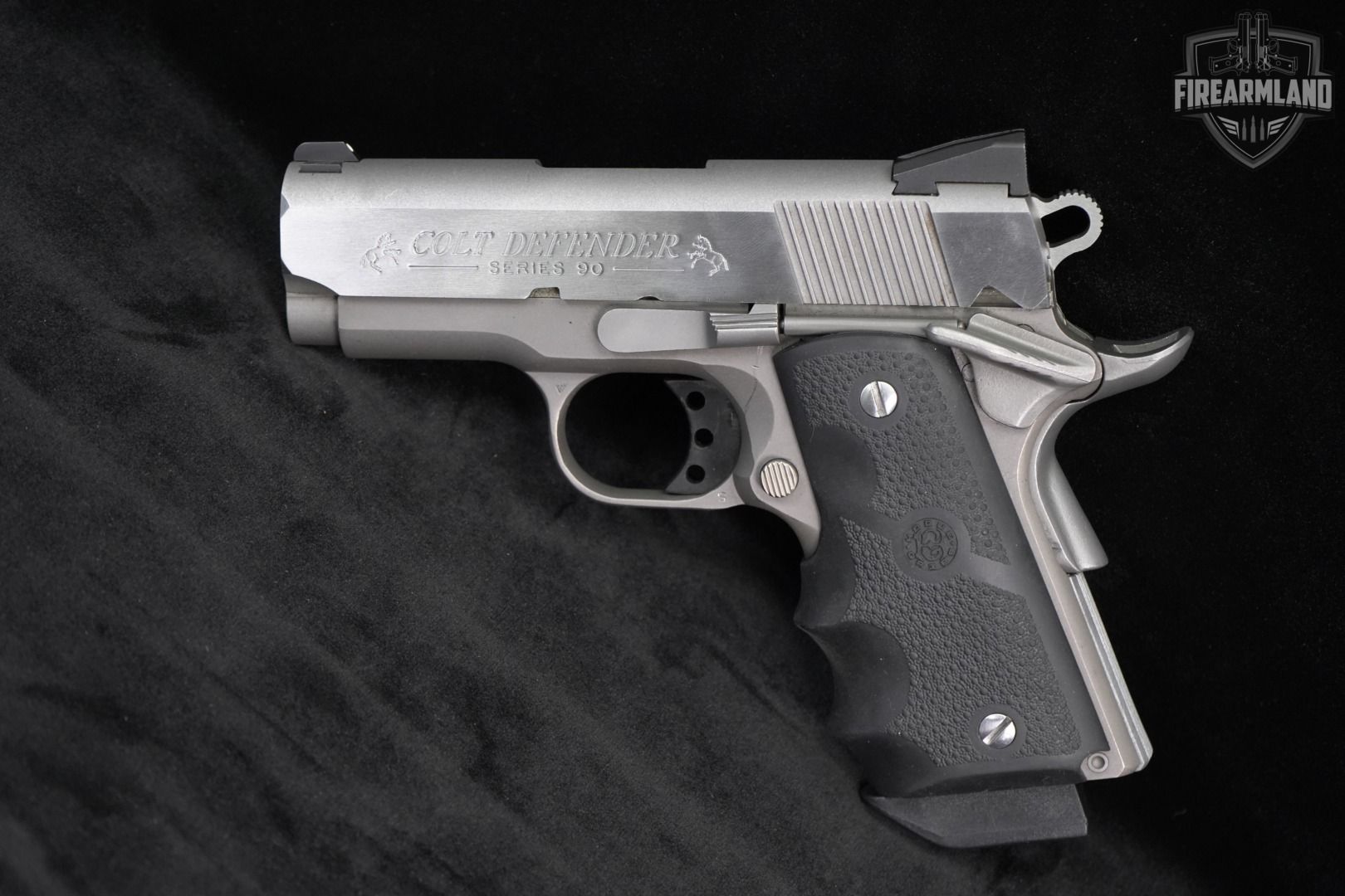 1998 Colt Defender Series 90 Lightweight 1911 .45 ACP 3