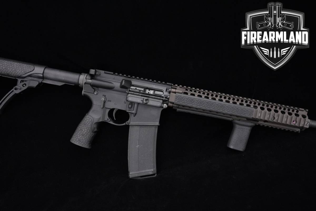 Daniel Defense M4A1 5.56 NATO AR-15 AR15 AR 16" Daniel-Defense-M4A1