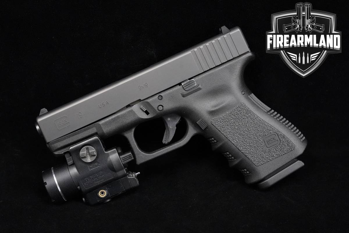 Glock 19 Gen3 9mm 4" Glock G19 Gen 3 G-19 Gen-3 +WEAPON LIGHT/LASER COMBO