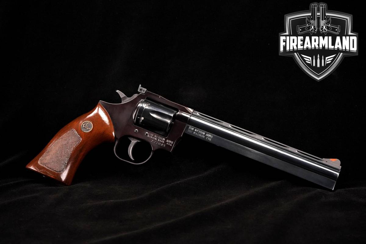 1981 Dan Wesson 15-2VH 357 Magnum 8" Blued VENT RIB DA/SA