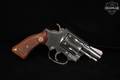 1975-1976 Smith & Wesson (S&W) Model 37 Chiefs Special Airweight .38 Spl. Bright Nickel in Very Good Condition Image 4
