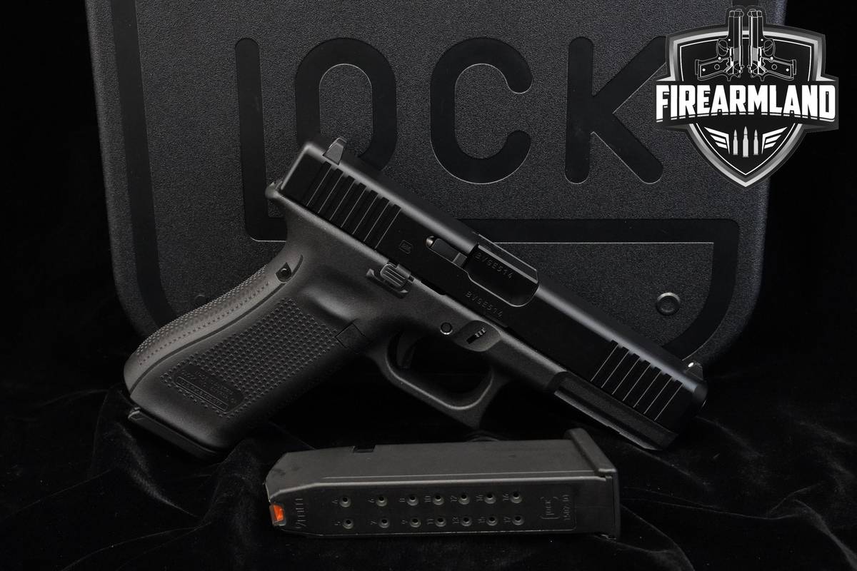 Glock 17 Gen5 9mm 4.49" Glock G17 Gen-5 +2 MAGS & ORIG CASE