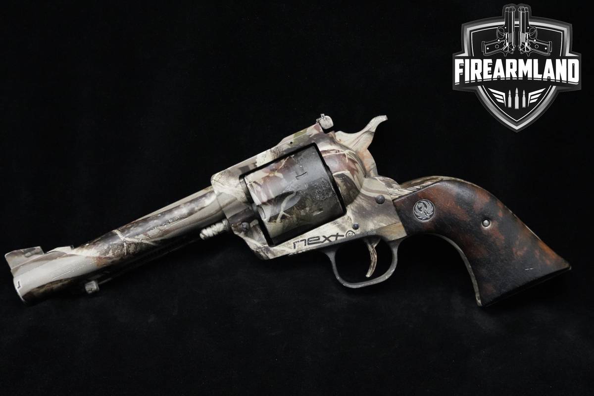 1990 Sturm Ruger Super Blackhawk 44 Magnum 5.5" CAMO Ruger Super-Blackhawk