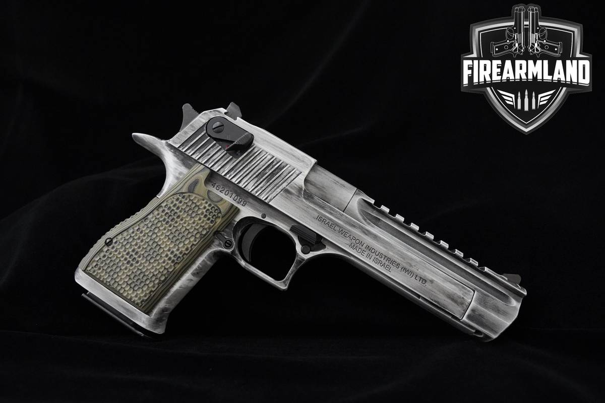 Magnum Research Desert Eagle Mark XIX 44 Magnum 6" IWI Research +ORIG CASE