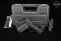 Smith & Wesson (S&W) M&P 40 M2.0, Full Size, No Thumb Safety .40 S&W Black in Good Condition Image 2