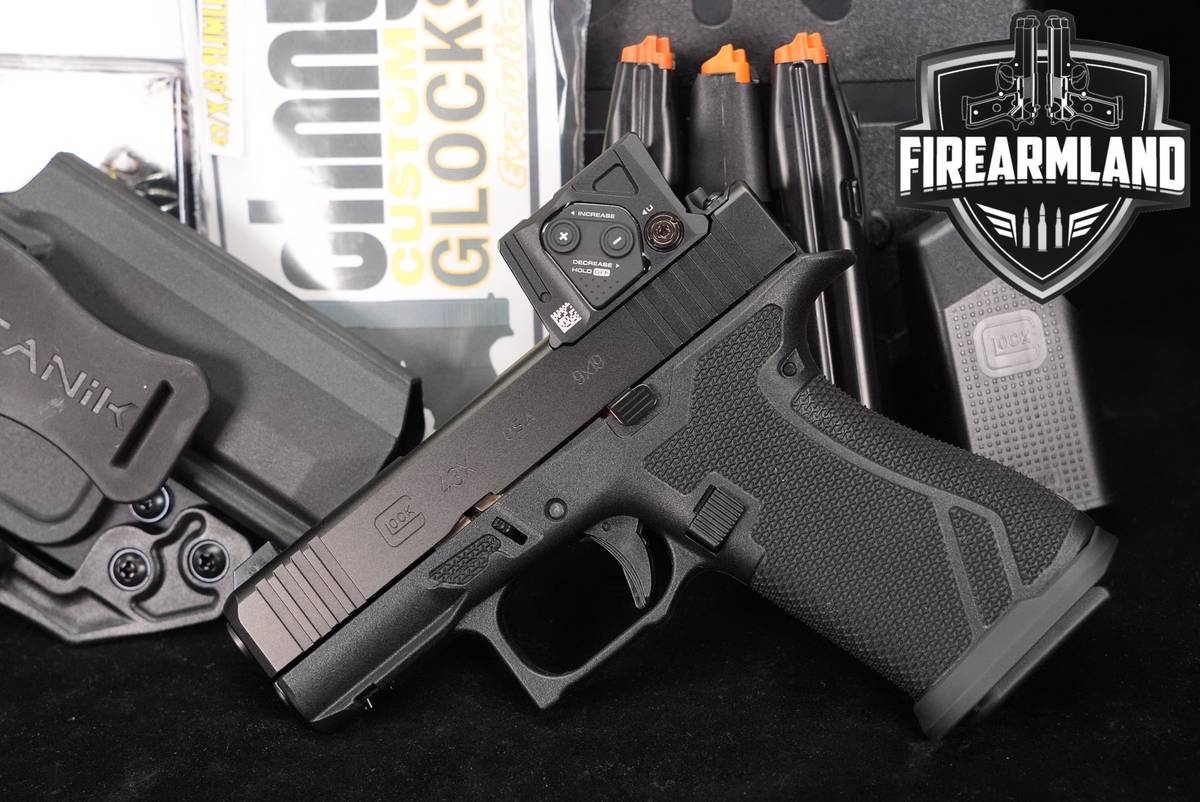 Glock 43X G43X Slimline 9mm 3.41" +4 MAGS, ORIG CASE, AIMPOINT COA OPTICS