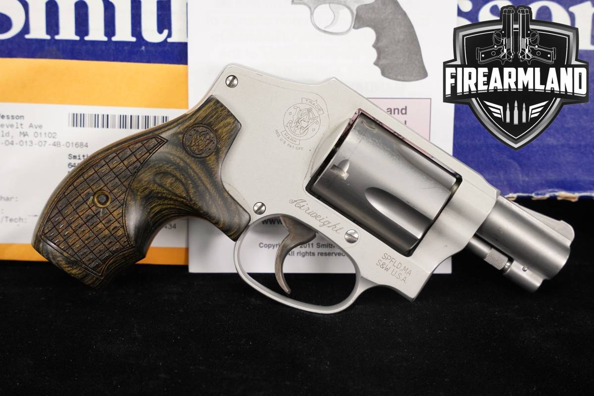 Smith & Wesson Model 642-2 Airweight S&W 38 Special M642 +ORIG BOX