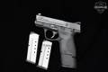 Smith & Wesson (S&W) M&P40 Shield .40 S&W Black in Excellent Condition Image 2