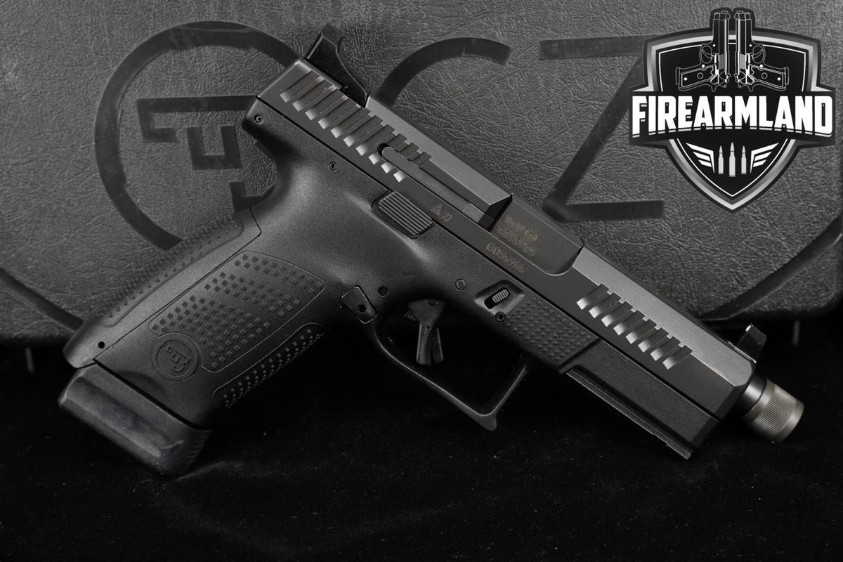 CZ P-10 C 9mm 4.61" 10C P10 THREADED +2 MAGS & ORIG CASE