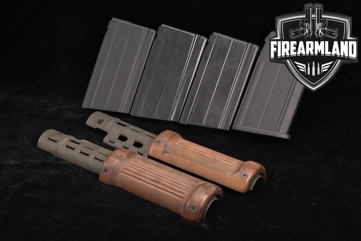 FN Israeli FAL Wood Handguard Set W/ 4 Magazines L1A1 SLR Mags