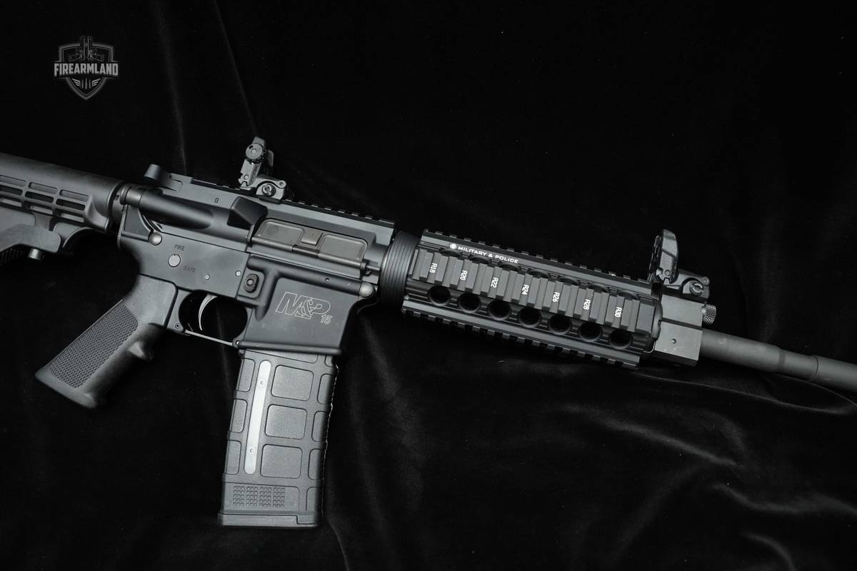 S&W M&P15 5.56 NATO AR-15 Rifle 223 Smith & Wesson 556x45 M&P15 AR15 M&P 15